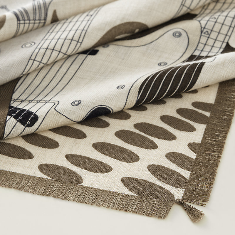 ♦️HERMES♦️エルメス　スパゲッティフリンジスカーフ On Air! fringed scarf 65 - White | Hermès USA